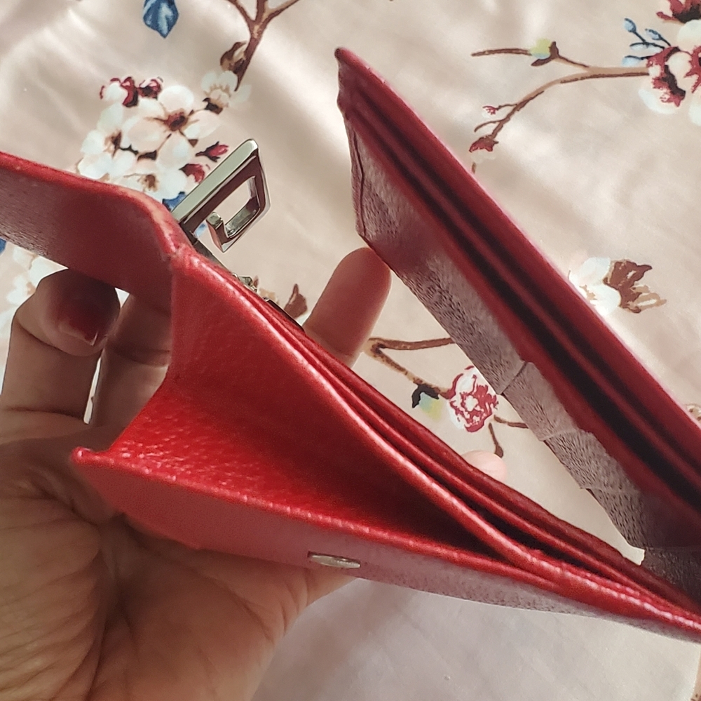 Gucci Wallet - Picture 7 of 16